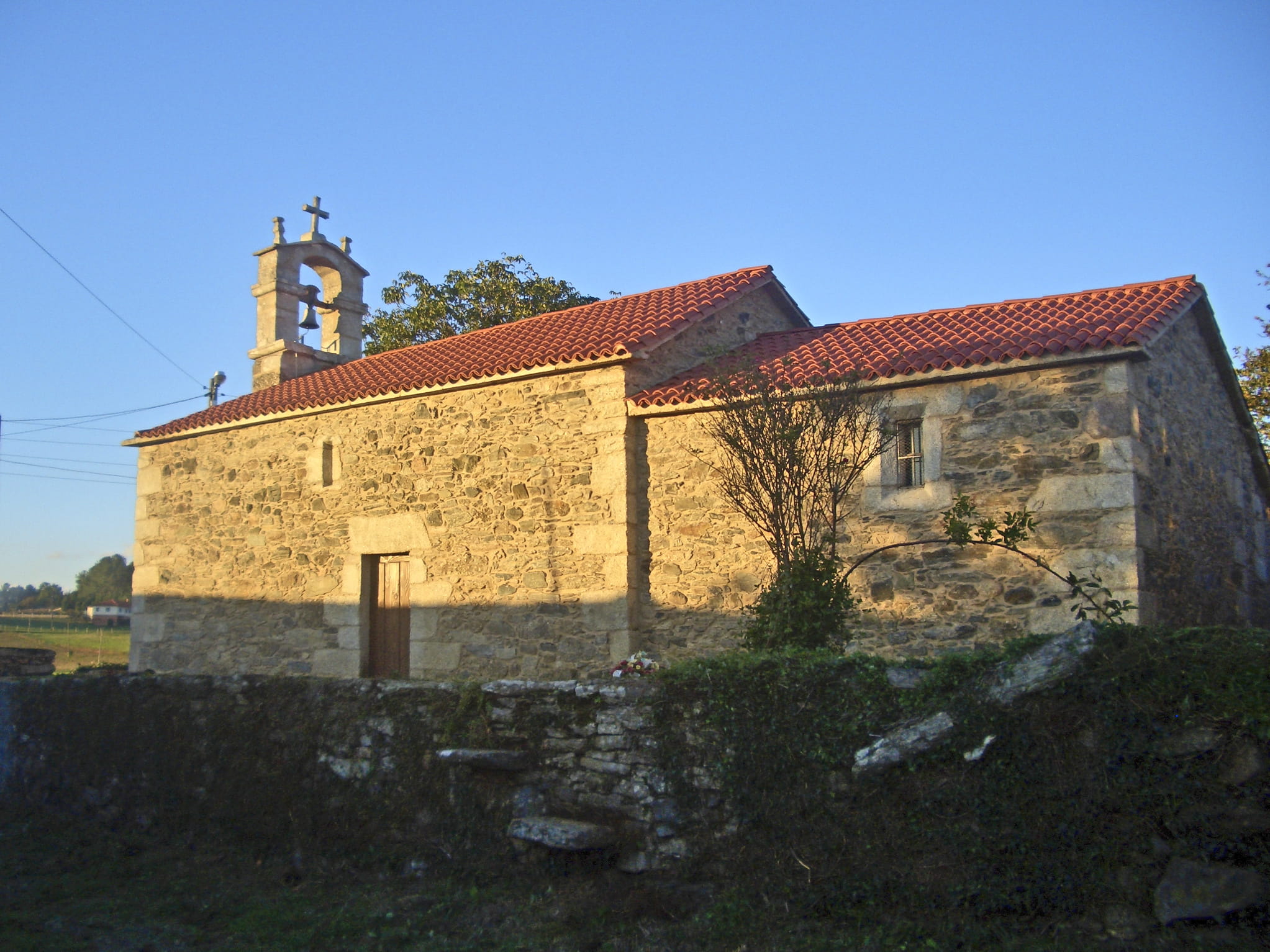 Igrexa de santa María de Santiso
